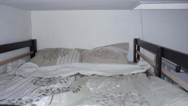 It is a small maid's room located on the 6th floor, without an elevator.  <br /> Paris, France Room in Paris 17 Private room in rental unit vacation rental 4723995