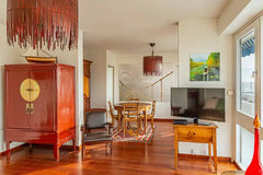 Bel appartement spacieux et lumineux de 90 M2 avec un grand balcon vue panoramiq Annecy, France Grand Appartement +parking gratuit 5mn de Bordeaux Entire condo vacation rental 52586064