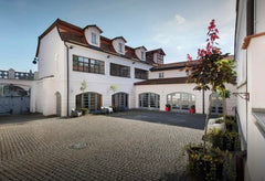 Cozy apartment in Monastery<br /><br />Bright, cozy apartment, ideal for a coupl Czechia Cozy apartment in the Monastery Entire rental unit vacation rental 20146013