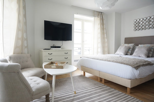 Au coeur de Paris, entre l'Opéra, la Bourse et le musée du Louvre et les grands  Paris, France Paris, Opéra 5...Charming apartment in Paris Entire rental unit vacation rental 6293721