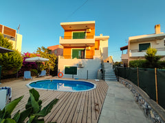 Relaxing 5 bedroom villa with pool<br /><br />In a quiet place just outside the  Thessaloniki, Greece Relaxing 5 bedroom villa with pool Entire villa vacation rental 49624778