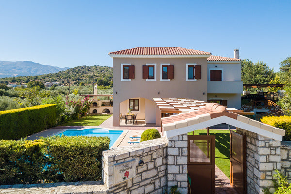 Evanthia is a spacious villa with private pool surrounded by a furnished sun ter Melidoni, Greece Beautiful villa with private pool Entire villa vacation rental 4617960
