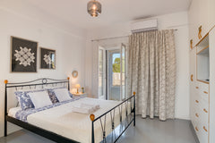 STUDIO 1 -double STUDIO for 2 persons <br />cozy fully renovated studio in the p Aliki, Greece "Dahlia Apartments And Studios" STUDIO FOR TWO Entire serviced apartment vacation rental 18045041