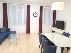 Diese Wohnung befindet sich vis a vis dem Hundertwasserhaus einer der berühmtest Vienna, Austria 80 qm Wohnung vis a vis Hundertwasserhaus Entire condo vacation rental 53950999