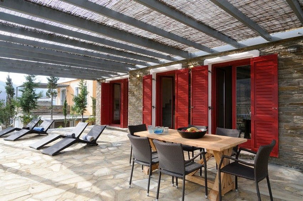Cycladic Captain’s house with three bedrooms, spacious living room with fire-pla  Blue Villa | Sea View Entire villa vacation rental 21240020