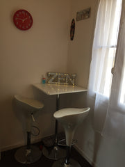 Une chambre dans un bel appartement très bien situé au cœur du centre ville , au Bordeaux, France Chambre dans bel appartement centre ville Private room in rental unit vacation rental 43694912