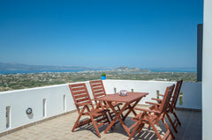 Villa Natalia is located in Glinado, an excellent starting point to explore the  Naxos, Greece Villa Natalia Entire home vacation rental 19318975