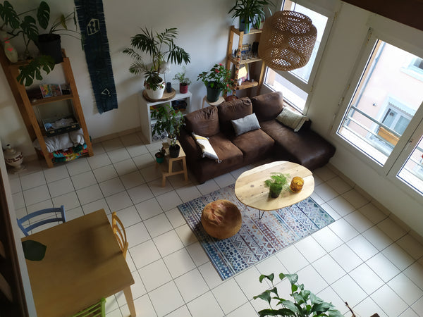 Charmant appartement situé au dernière étage d'un immeuble donnant sur la Grande Mions, France Appartement de Canut au coeur de Croix Rousse Entire rental unit vacation rental 38925686