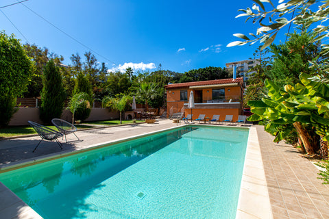 A bright, comfortable house in its own extensive garden, very near to the wide s Chania, Greece Rea's Sea House Entire cottage vacation rental 12633349