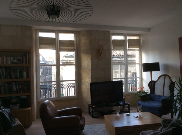 T3 dans immeuble ancien entièrement rénové avec une chambre double et une chambr Bayonne, France Superbe T3 cœur Bordeaux historique Entire rental unit vacation rental 9403697