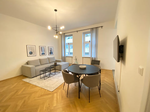 Beautiful newly refurbished apartment. The modern apartment is tastefully furnis  New stylish Aparment Entire rental unit vacation rental 46093749