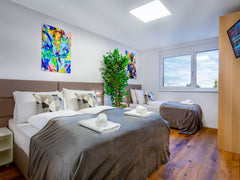 Beautiful penthouse apartment with one bedroom and a terrace with city view. Ful Vienna, Austria One Bedroom Penthouse Apartment with terrace and city view Entire rental unit vacation rental 41574745