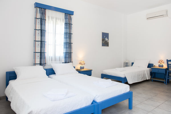 Pigi Rooms are located in the beautiful countryside of Sifnos, only a 10 minute   Private Room (2) 10 minutes from center Private room in guest suite vacation rental 626775432938991886