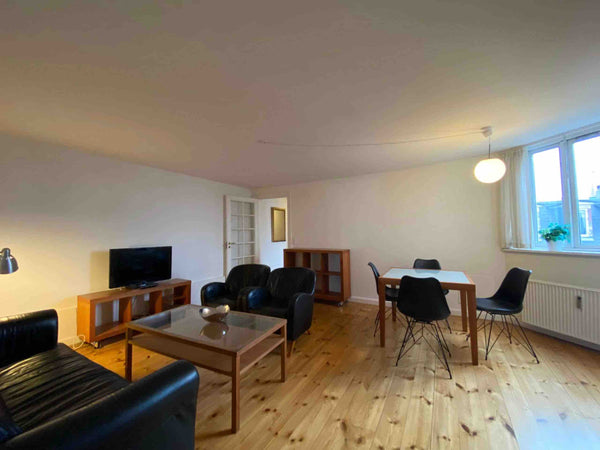 (1 guest) This apartment is in the perfect location, situated in the beautiful Ø  Big & cozy apartment, perfect location in Østerbro Private room in condo vacation rental 554126878482075093