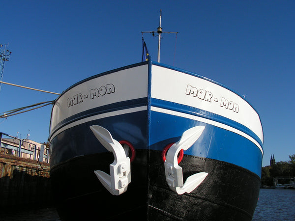Welcome on board!   Ce logement atypique est sur la péniche 