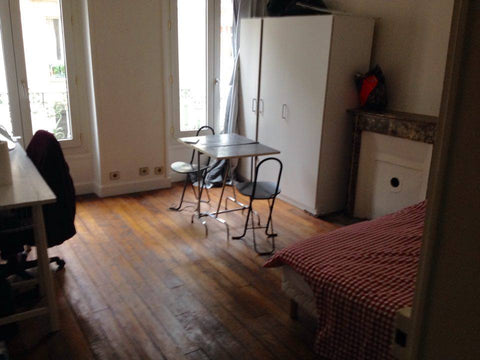 Bel appartement deux pièces lumineux constitué de deux chambres, avec deux lits  Paris, France Deux pièces lumineux dans le 18ème Entire rental unit vacation rental 10011544