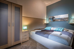 This clean,light and comfortable Apartment 10 minutes walk from Wenzel Square of Prague, Czechia MODERN LIGHT APT - CITY CENTRE!! 6 Entire rental unit vacation rental 7021250