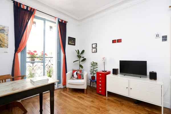 ★ Cozy apartment, very clean, quiet, well equipped and well decorated. <br /><br Paris, France New and clean flat in Paris center Entire rental unit vacation rental 3202336