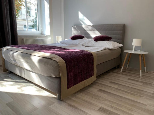 Live like a viennese. The small but cozy apartment is located at the green and l Vienna, Austria Lovely Apartment near Schönbrunn Palace Entire rental unit vacation rental 27523980
