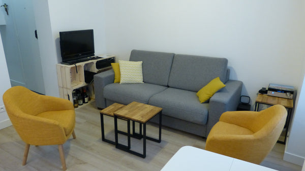 Hello ! Welcome to my place, renovated last summer 2017.<br />It is located in a Paris, France Entire appartment Batignolles / Montmartre Entire rental unit vacation rental 21160516