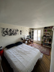 Located a very convenient 15 min walk away from some of Paris' main sights, the  Paris, France Sunny Apartment in Paris city center Private room in rental unit vacation rental 29894123