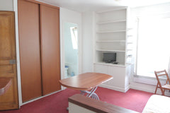 Quartier très sympa avec tous les services de proximité  propre, pratique, charmant Entire rental unit vacation rental 8644534