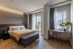 Enjoy a stylish experience at this centrally-located place.<br /><br /><b>Licens Glyfada, Greece Raise Kornarou City Stay 43 Entire rental unit vacation rental 619379203790751626
