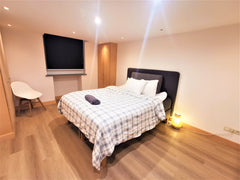 Large and comfortable room in a private apartment located in a typical Brussels  Schaerbeek, Belgium Large & comfortable room near the city center Private room in townhouse vacation rental 598375810479779534
