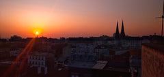 Charming 40m2 apartment in a quiet building with a beautiful view over the rooft Paris, France Joli 2 pièces lumineux avec belle vue à Jourdain Entire rental unit vacation rental 5301128