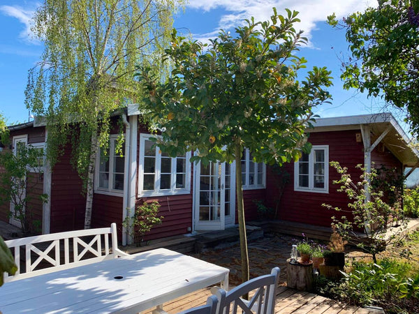 Huset ligger i en skøn grøn haveforening i Københavns Ørestad. 7 minutters gågan Copenhagen, Denmark Grøn oase i København Entire villa vacation rental 39014024