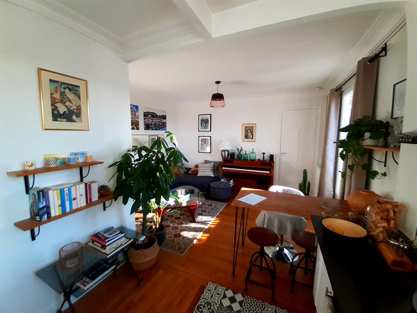 The apartment is very close to Gare de Lyon, well located nearby the Seine, betw Paris, France Cosy apartment - open view - Reuilly /Gare de Lyon Entire rental unit vacation rental 21994135