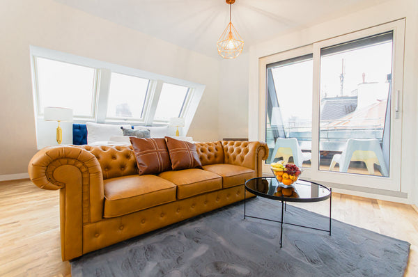 Step into the comfort of this stylish, sun-soaked rooftop apartment, with outsta Vienna, Austria ★ Lively & Modern ★ Near the Vibrant Vienna Center Entire rental unit vacation rental 44232433