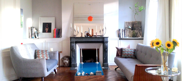 Hi !<br />Please take a look to my arty and comfy apartment located in the heart Paris, France Arty apartment place Pigalle, 70m2 Entire rental unit vacation rental 1181201