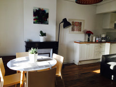 This one bedroom is gonna seduce you...<br />Bright, quiet, very well located! P Paris, France TOUR EIFFEL - 1 bedroom for 4 with amazing view Entire rental unit vacation rental 21654678