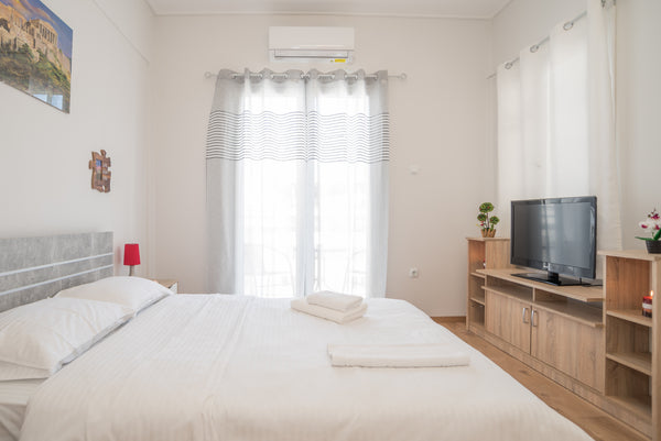 Situated at 6th floor of an apartment building,with a 50 meters distance from th GR Monastiraki Blue Sky(-4-) City center view Entire rental unit vacation rental 33596904
