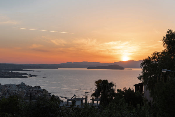 Beautiful sunny apartment near the city center !(4km )Quiet with great sea view, Attica region, Greece Cozy apt with amazing view over the city and sea! Entire rental unit vacation rental 18822873