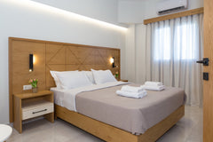 Penelope is a ground floor apartment close to the beach boulevard street of Kiss Chania, Greece Penelope's lovely one-bedroom apartment Entire vacation home vacation rental 555734115869201256