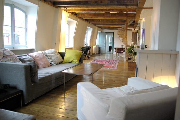 This lovely duplex is set in the ultimate location in Paris, on the top floor (w Malmö, Sweden Huge 4bedrooms Marais Historic bldg. Entire rental unit vacation rental 28890919