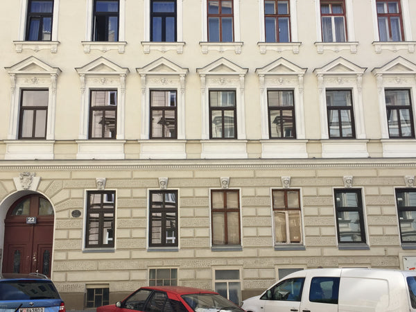 Cosy location right next to the U3-Tube-Station Johnstrasse. The apartment is in  Marvellous Studio 1150 Entire rental unit vacation rental 25001701