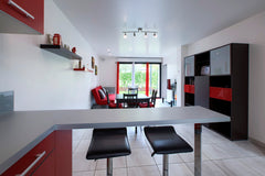 The apartment is a 3 rooms in ground floor, renovated in 2011, consists of a lar Bordeaux, France Modern&comfortable 3 rooms apart Entire rental unit vacation rental 365993