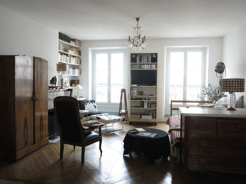 Appartement d'artiste. Artist's appartment<br /><br /><b>The space</b><br />Le l Paris, France Large, bright living room 15 mn from Montmartre Entire rental unit vacation rental 22426295
