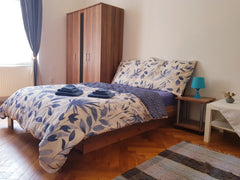 Come and enjoy a beautiful stay in the heart of Prague. I invite you into my bea Prague, Czechia Best Prague location authentic apartment at center Private room in rental unit vacation rental 624524944911029341