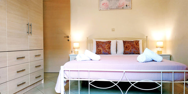 We proudly present you our brand new, cozy, fully equipped apartment, located in Chania, Greece New apartment for 5 persons, 5' from Chania center Entire home vacation rental 33652115