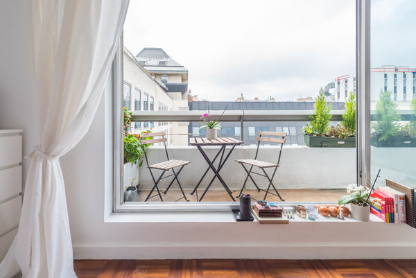 Very bright, spacious, and modern studio in the heart of Paris. Next to numerous Paris, France Loft (40M)with balcony in the center of Paris Entire rental unit vacation rental 21643997