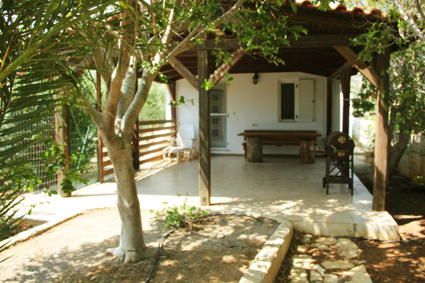 Ideal house for your vacation!  The location is ideal for families, couples or g Ierapetra, Greece House with garden ON beach Entire home vacation rental 26887107