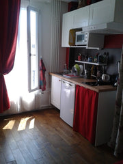 Cute, clean and functional studio in good location with loads of sunshine! The f Paris, France Cosy little flat with courtyard view Entire rental unit vacation rental 2782171