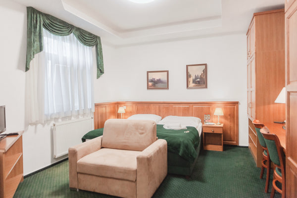 Set in a quiet location in Prague-Bohdalec, a 15-minute tram ride from Vaclave S Prague, Czechia Accomodation near the city center for 2-3 persons Room in hotel vacation rental 41992649