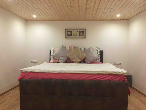 Genieße ein stilvolles Erlebnis in dieser zentral gelegenen Unterkunft.<br />Für  Classic Modern Flat (near downtown 15 Minute) Entire rental unit vacation rental 51104699