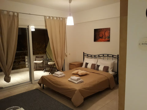 This lovely flat is conveniently located near Thessaloniki's Railway Station (OS Thessaloniki, Greece Mary's Home Entire rental unit vacation rental 30012304