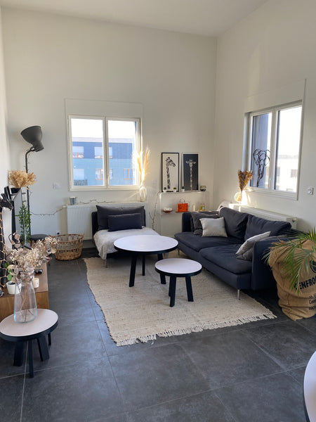 Appartement de 80m² dans résidence calme, joliment aménagé avec cuisine, salon e Bordeaux, France Bel appartement ~ Bassin à flot Entire rental unit vacation rental 18357116